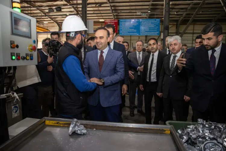 Bakan Kaçır, akıllı ultrasonik doğal gaz sayacı inceledi