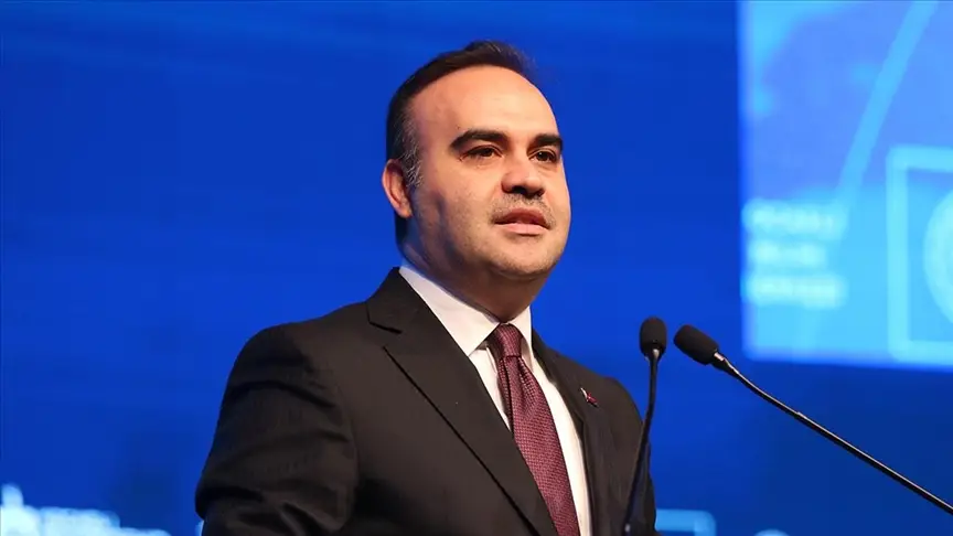 Bakan Kacır'dan fabrika ziyareti